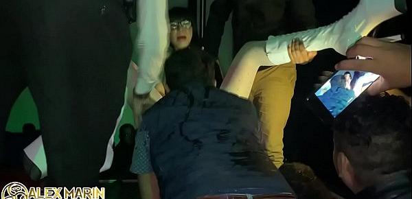 sexo en vivo en club para caballeros con mia marin